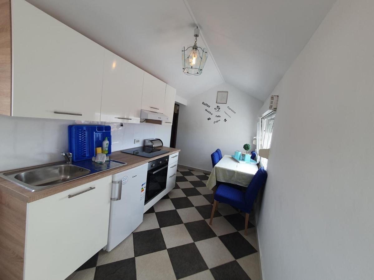 Apartments & Rooms Krk Krk Island Ngoại thất bức ảnh