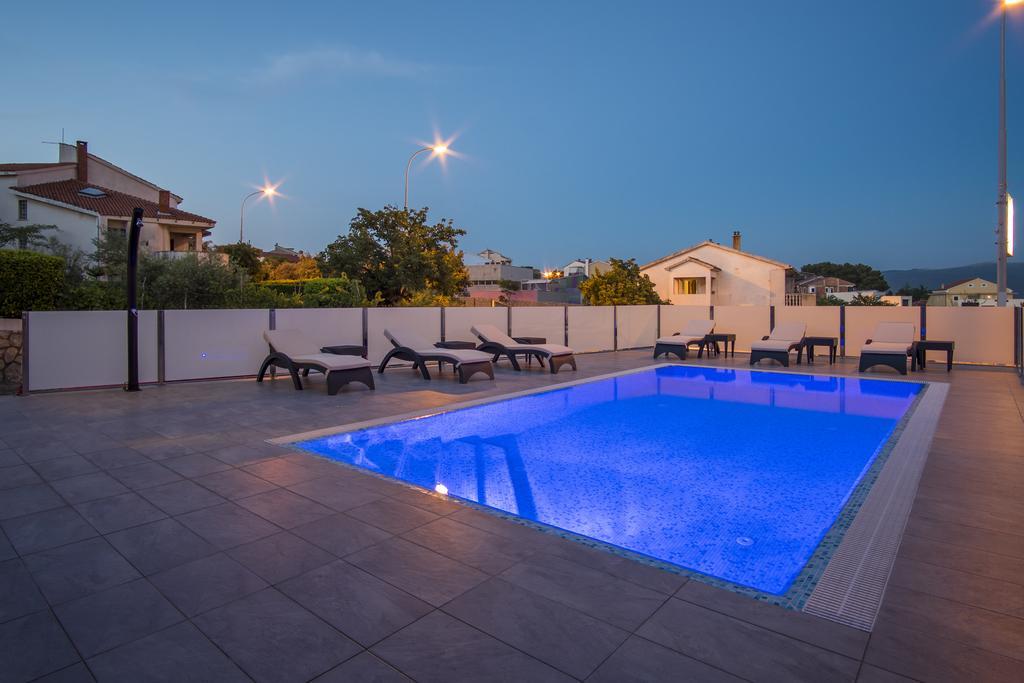 Apartments & Rooms Krk Krk Island Ngoại thất bức ảnh