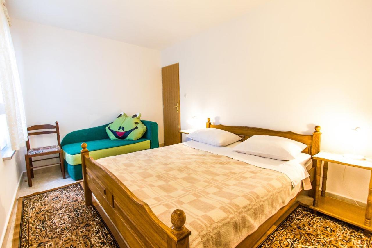 Apartments & Rooms Krk Krk Island Phòng bức ảnh